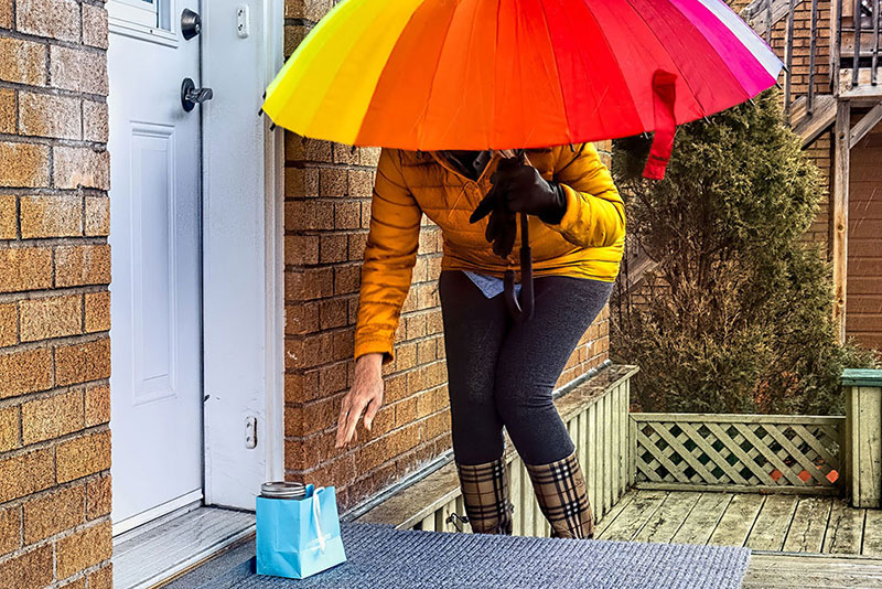 Delivering support package to a neighbour